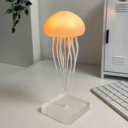 JELLYWAVE – Lampada medusa a cambiamento di colore con movimento fluido