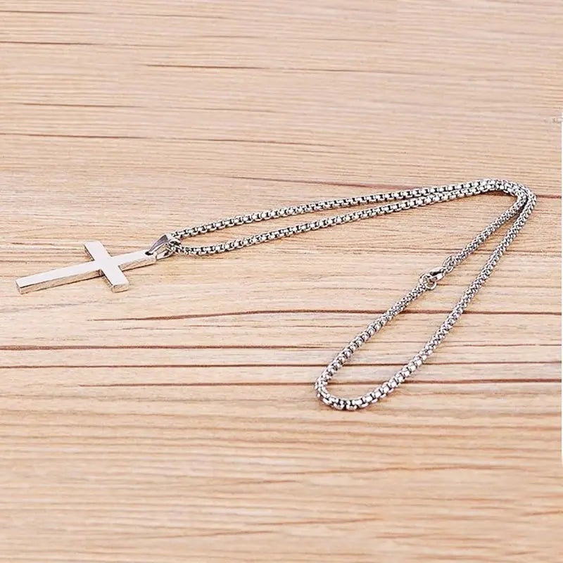 FAITHLINE NECKLACE – Classic men's necklace with stainless steel cross pendant