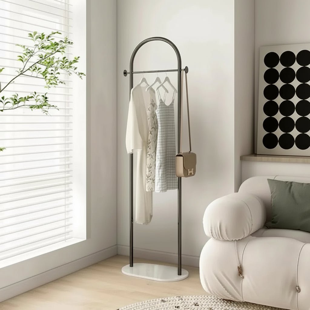 Kleiderständer – Eleganter, freistehender Kleiderständer mit stilvollem Kleideraufhänger zur Aufbewahrung Ihrer Kleidung 3