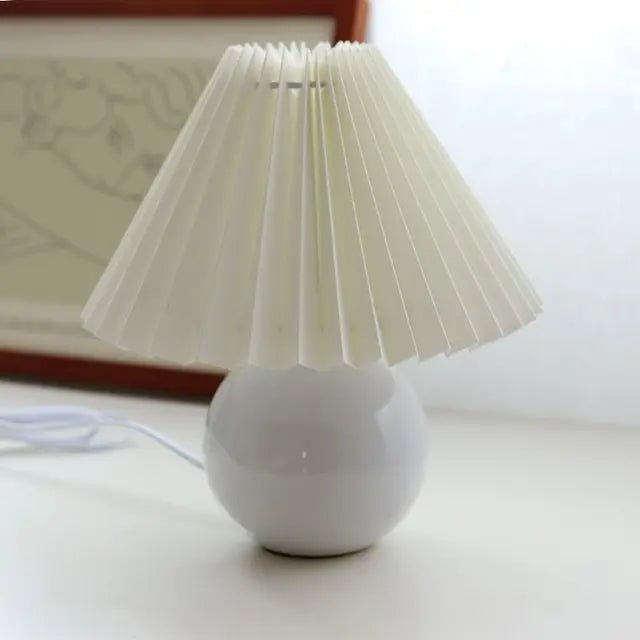 LUMIHERITAGE – Vintage-Tischlampe mit plissiertem Schirm für klassisches Ambiente 12