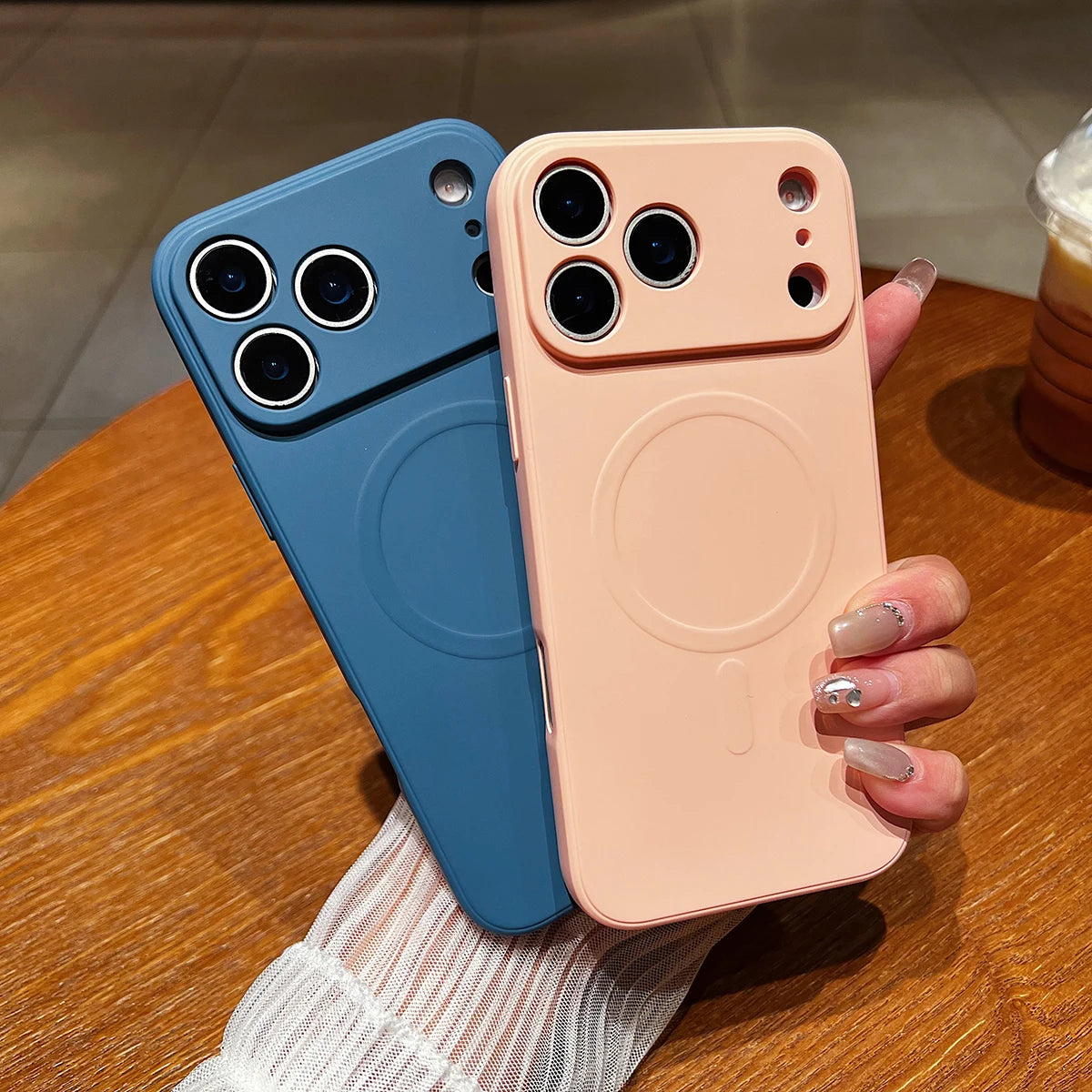 MAGNASOFT – Magnetische weiche Silikonhülle für die iPhone 17-Serie 1