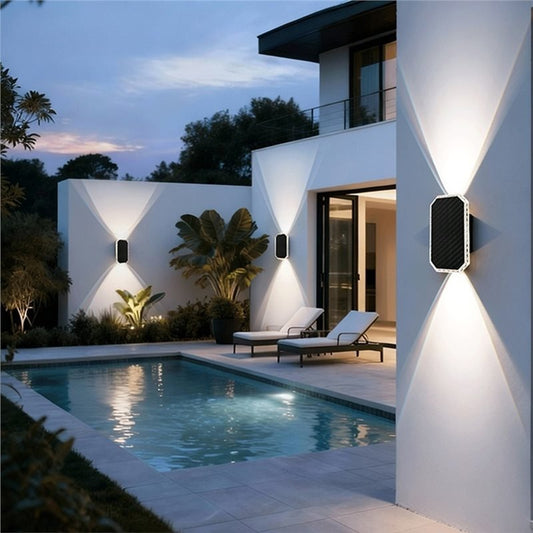 LUXSOLIS – Elegant Solar Fence Lights with 3 Modes & Automatic Lighting