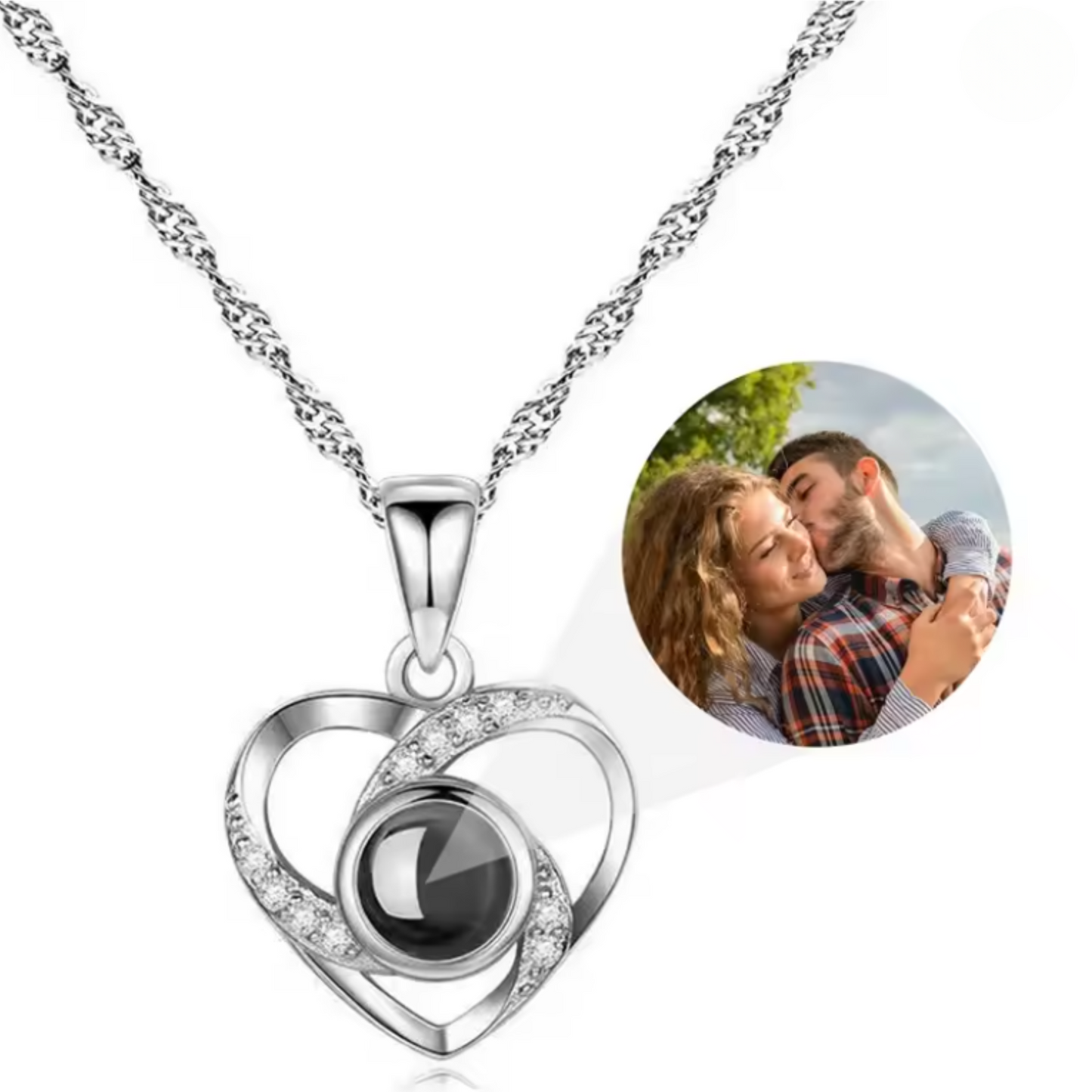 LUMORIS – Photo projection string lights with personalized image