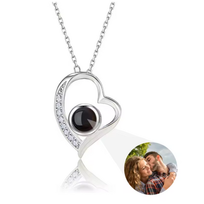 LUMORIS – Photo projection string lights with personalized image
