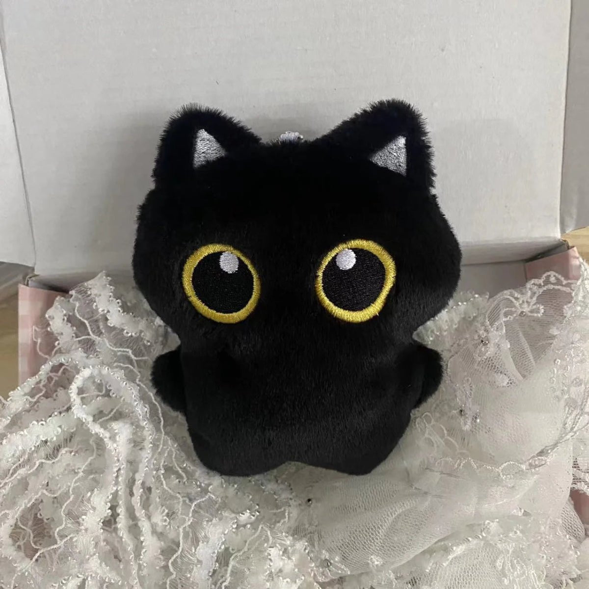 SNUGTAIL – Compact Plush Toy for Children