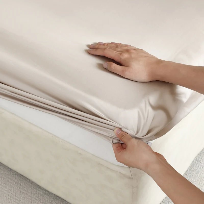 NOBLESILK – Luxuriöses Spannbettlaken aus Maulbeerseide für kühlen, atmungsaktiven Schlaf 9
