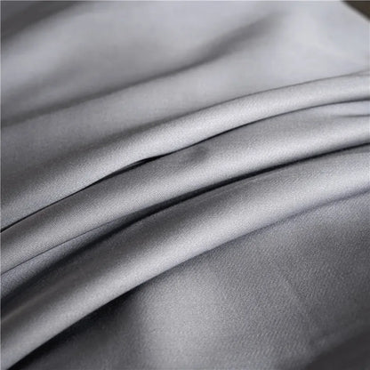 SilkNest Pillowcase – Luxurious, Easy-Care & Solid-Colored for Comfortable Sleep