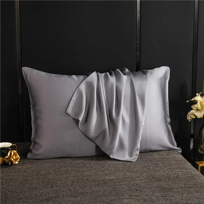 SilkNest Pillowcase – Luxurious, Easy-Care & Solid-Colored for Comfortable Sleep