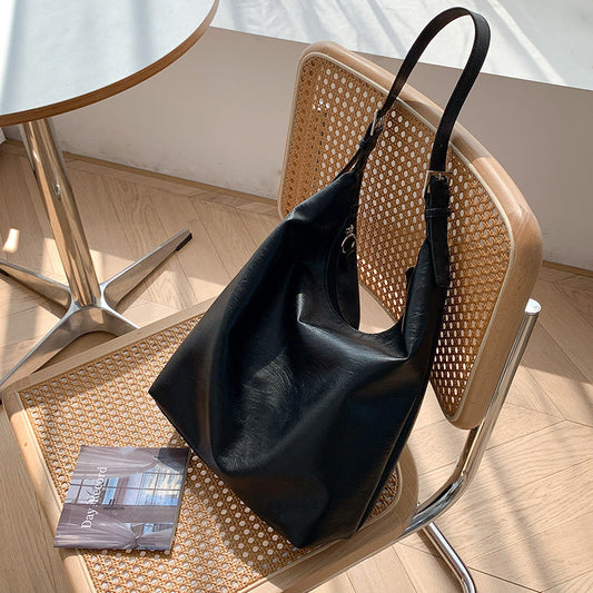 PUFFYPOUCH – Weiche PU-Leder-Dumpling-Tasche für einen verspielten, schicken Look 0