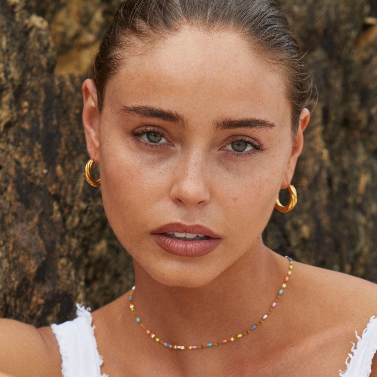 RAINBOWGLOW – Leuchtende Choker-Halskette für ein mutiges Statement 1