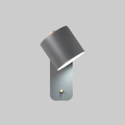 PLUGLUX – Minimalistische wandlamp met stekker voor flexibele verlichting