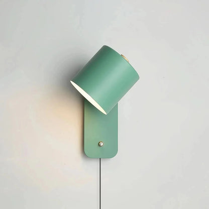 PLUGLUX – Minimalistische wandlamp met stekker voor flexibele verlichting