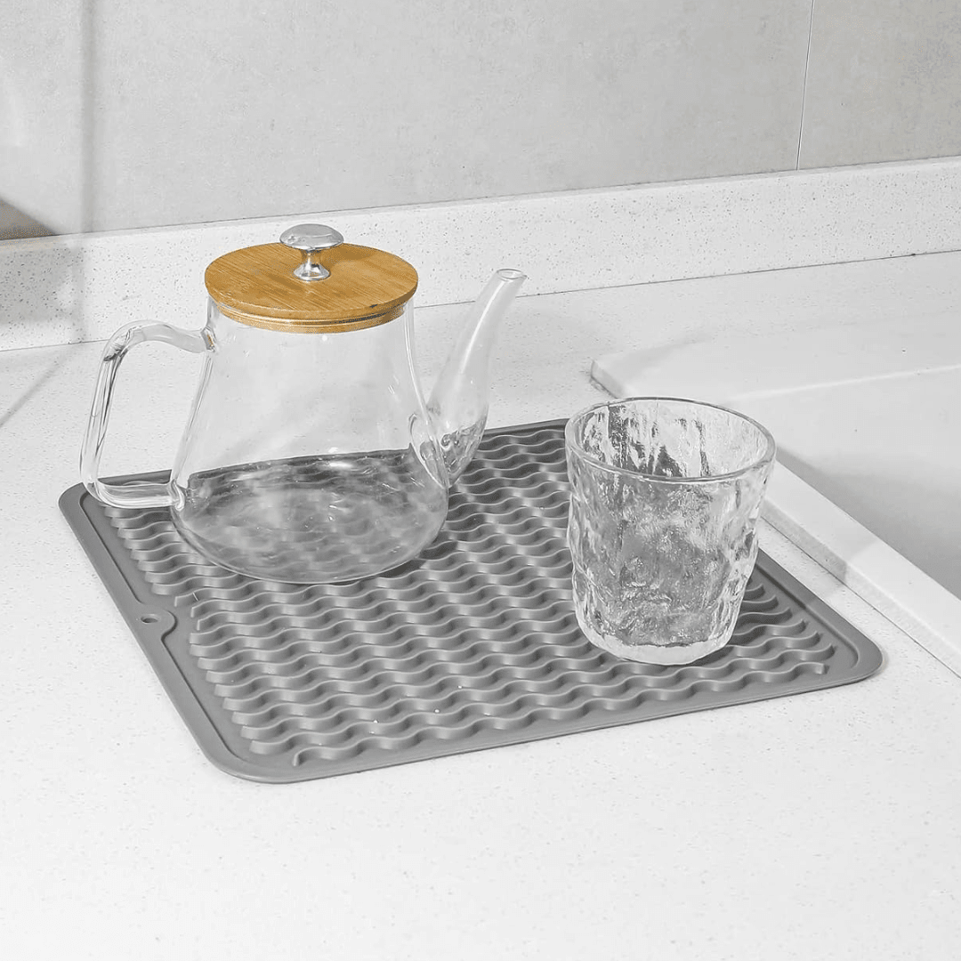 COUNTERGRIP – Non-slip kitchen mat for countertops
