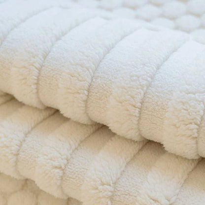 PLUSHCREAM – Dickes Tuft-Fleece Sofaüberwurf für warme Winter-Gemütlichkeit