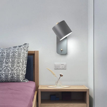 PLUGLUX – Minimalistische wandlamp met stekker voor flexibele verlichting