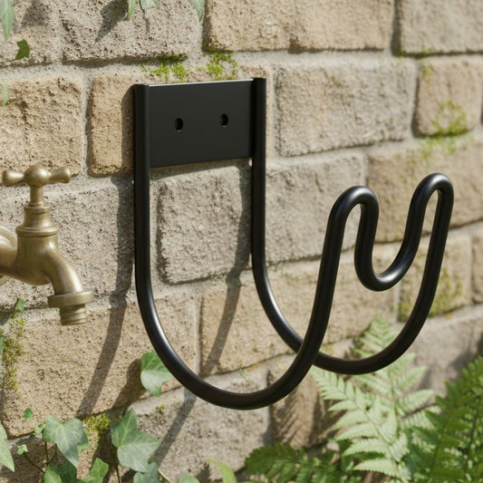 IRONFLOW – Soporte robusto para manguera de jardín de metal para almacenamiento exterior montado en pared