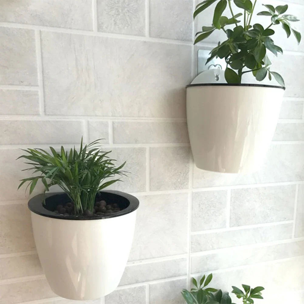 Plantiva Vertical self-watering flower pot