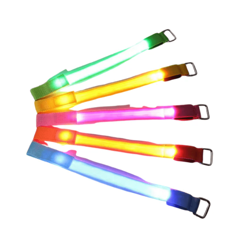 SAFEGLOW – Reflektierendes, wasserdichtes LED-Licht für mehr Sicherheit und Sichtbarkeit von Kindern 5