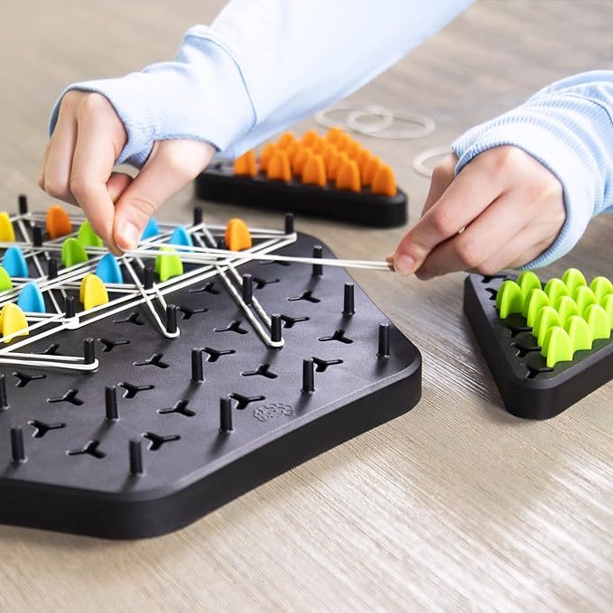 STRATEXA – Das Kettendreieck-Brettspiel für clevere Mehrspieler-Schlachten 3