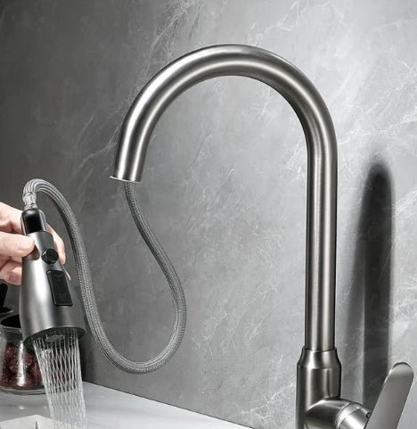 AquaReach – Modern kitchen faucet with touch sensor and pull-out spray head