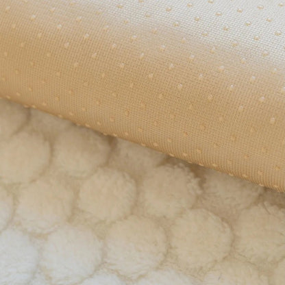 PLUSHCREAM – Dickes Tuft-Fleece Sofaüberwurf für warme Winter-Gemütlichkeit