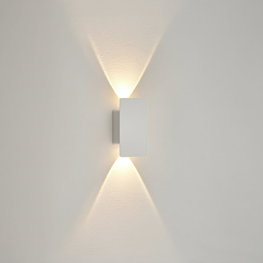 OUTGLOW – Wasserdichte LED-Aluminium-Wandleuchte für Innen & Außen