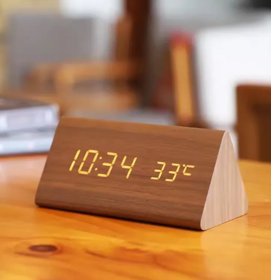LED-Holzuhr mit Sprachsteuerung – Moderne Holzdesign Uhr mit Klarer LED-Anzeige-1