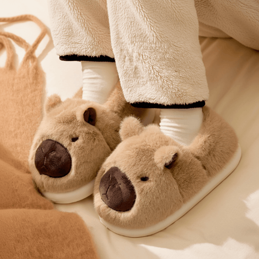 CUDDLEBARA – Pantofole di peluche Capybara per interni con vestibilità comoda e suola antiscivolo