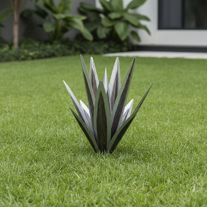 METALFLORA – Lebendige Agavenskulptur aus Metall für wetterfeste, moderne Gartendekoration
