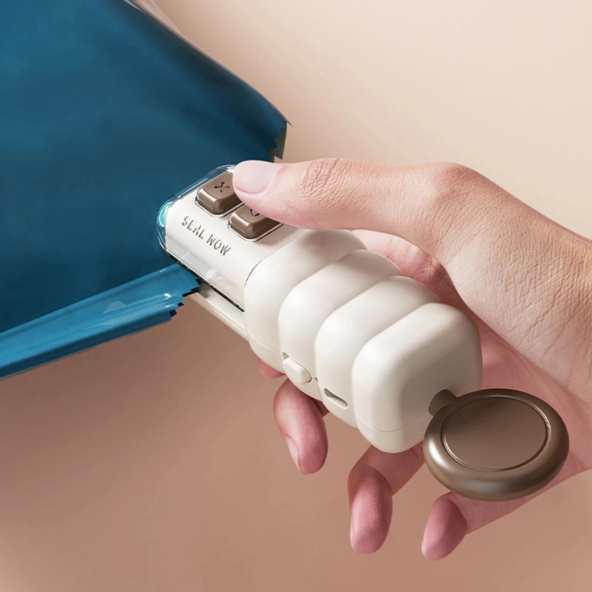 LOCKORA – Apribottiglie e apribuste multifunzionale