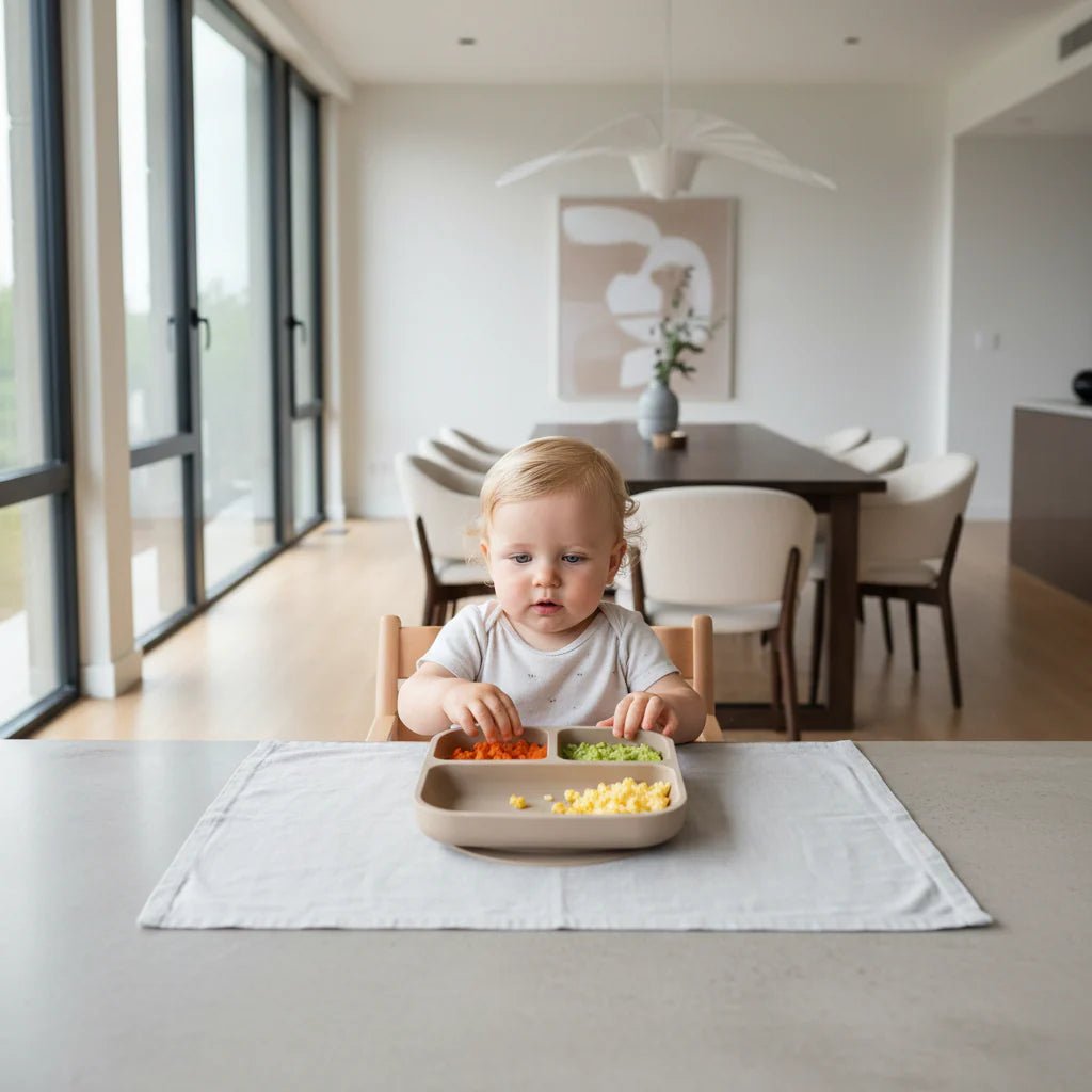 HALTFIX PIATTO – Piatto divisorio in silicone antiscivolo con base a ventosa per bambini piccoli (senza BPA)