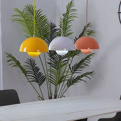 Pendant Light - Elegant pendant light with soft, diffuse light for relaxed living spaces