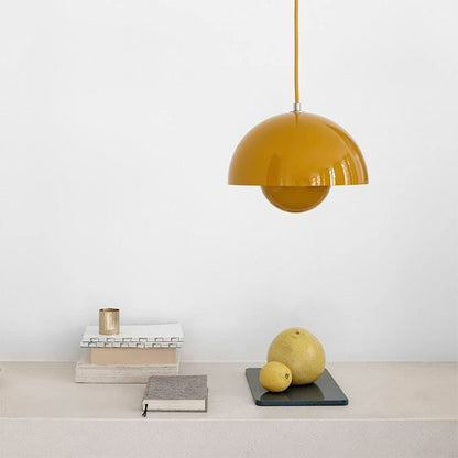 Pendant Light - Elegant pendant light with soft, diffuse light for relaxed living spaces