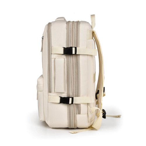 TrailSafe Pro - Robust adventure backpack with safety compartments & lightweight design