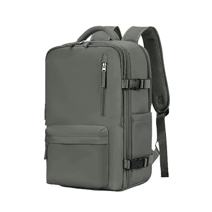 TrailSafe Pro - Robust adventure backpack with safety compartments & lightweight design