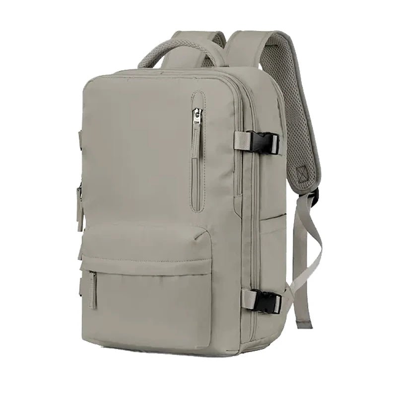 TrailSafe Pro - Robust adventure backpack with safety compartments & lightweight design