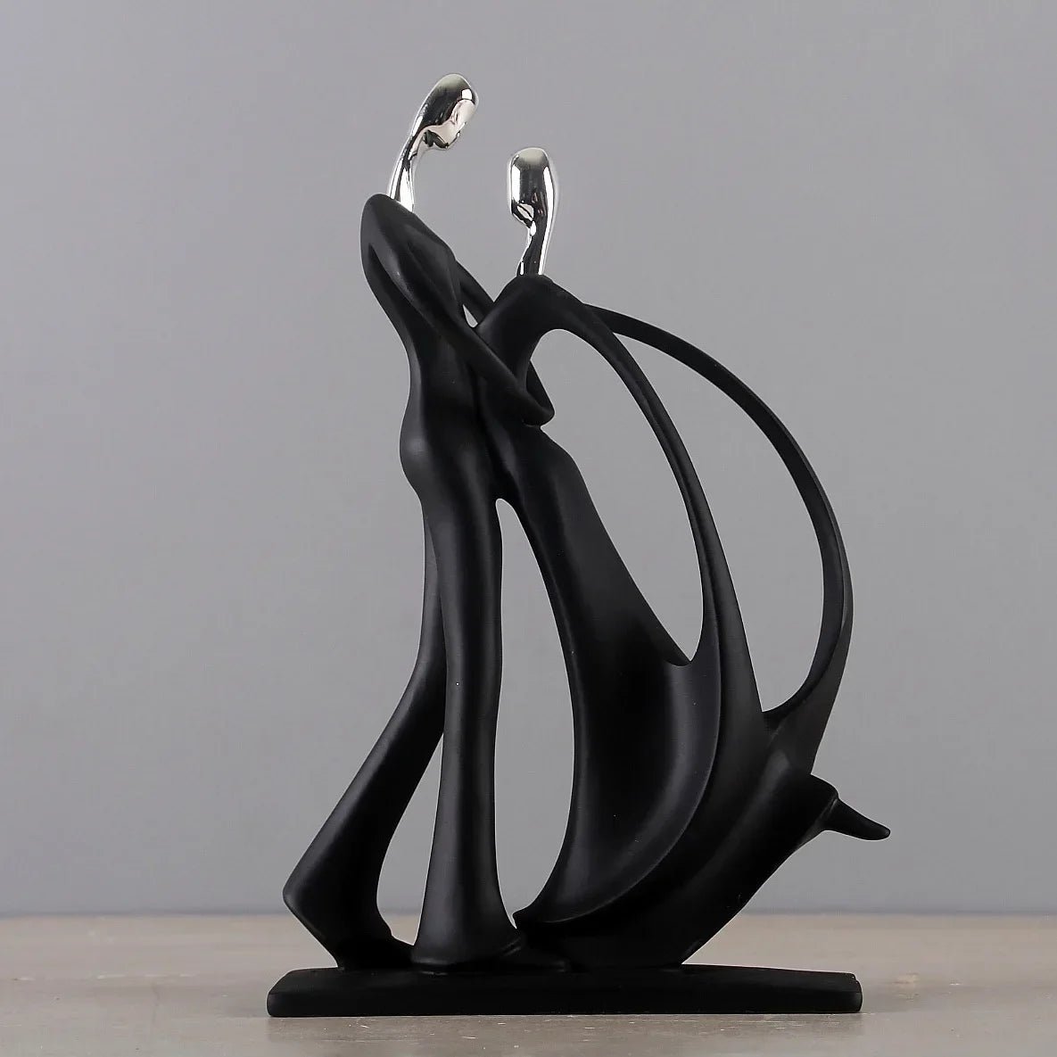 Tanzendes Paar Harzfigur - Elegante Wohnkultur Deko für stilvolle Räume 4