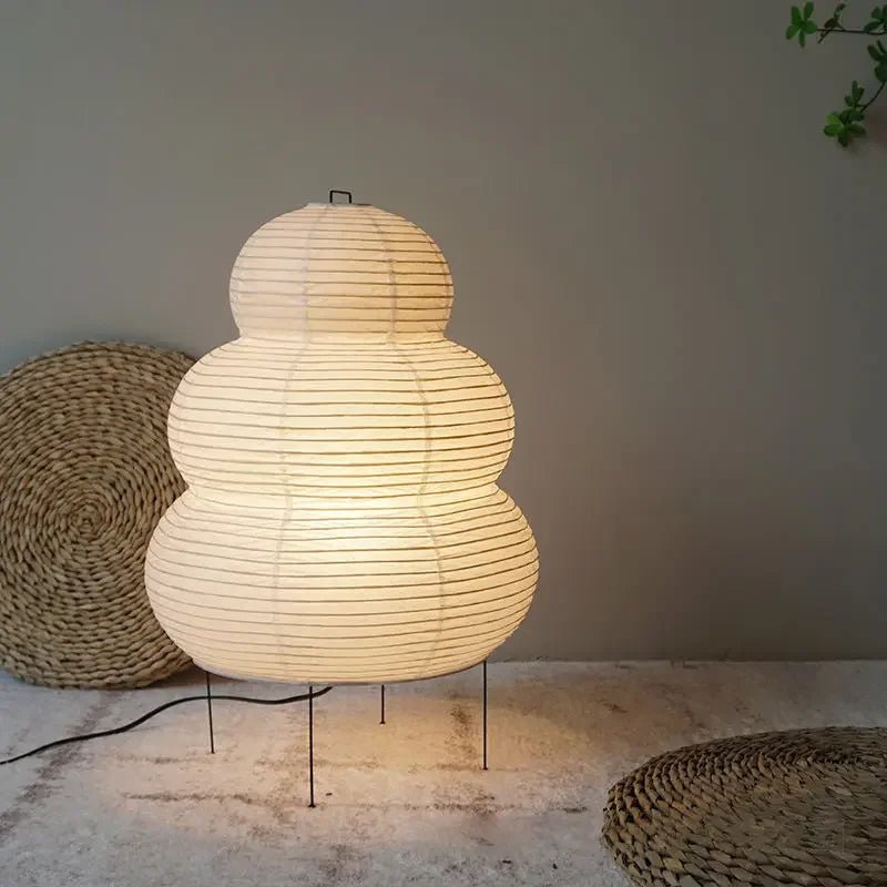 LumiRice – Elegant table lamp made of rice paper in Japanese design