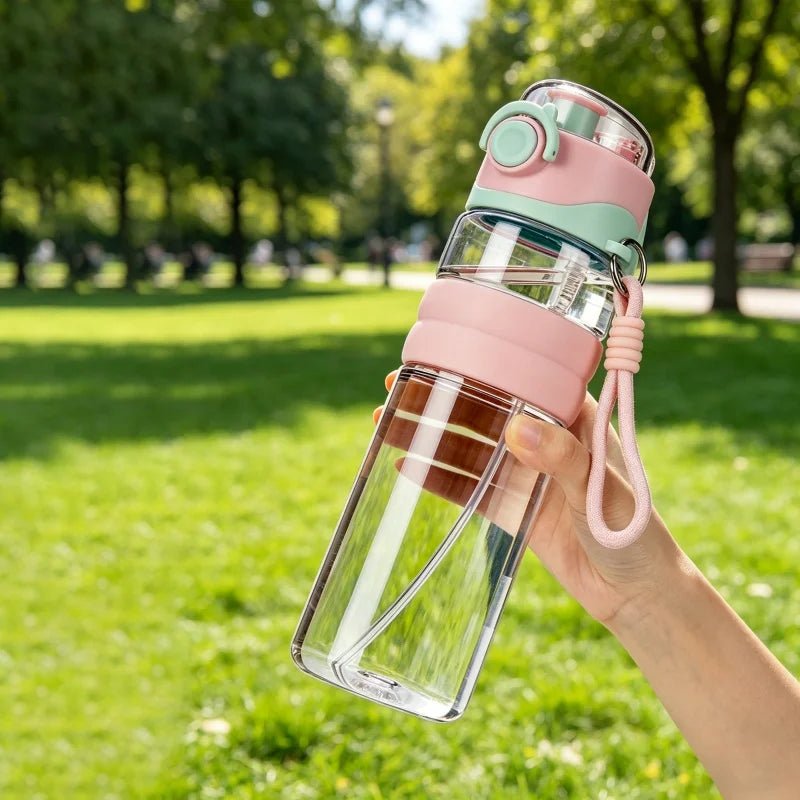 Tragbare 800 ml Auslaufsichere Sprühwasserflasche für Sport und Outdoor 1