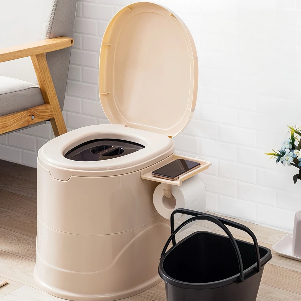 Tragbare mobile Toilette mit Deckel - Ideal für Camping & Reisen 0