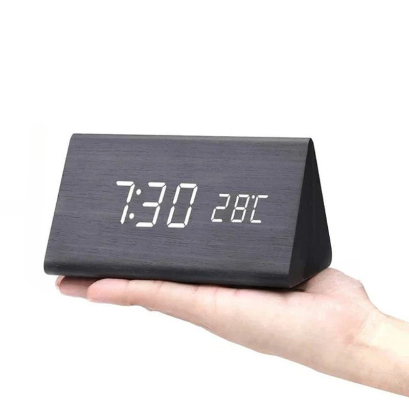 WoodSense LED wooden clock - Voice-controlled & stylish for every room