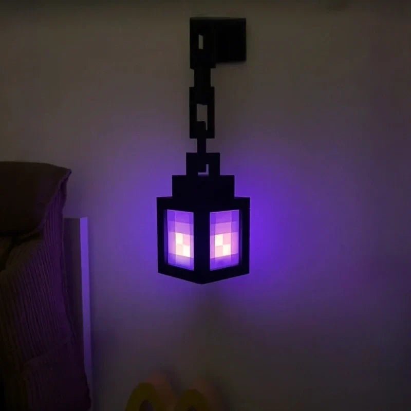 ARCADIA – Luz nocturna LED con diseño de píxeles, función recargable y vibras retro de videojuegos
