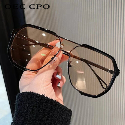 OVERSIZE SHADE - Square women's sunglasses with UV400 & colour change lenses