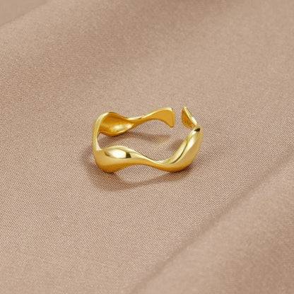 OCEANLUX – Adjustable Silver Ring with Ocean Design