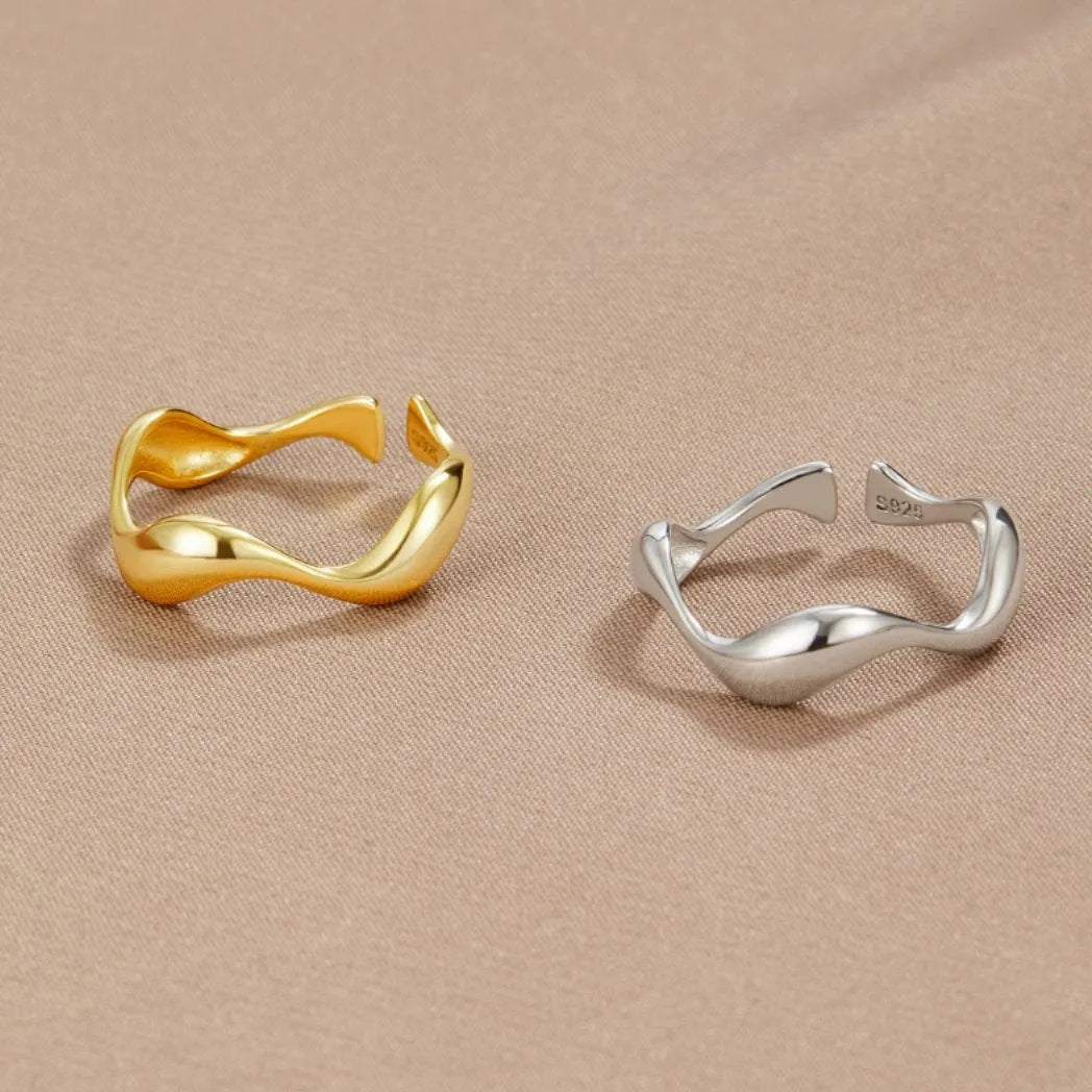 OCEANLUX – Adjustable Silver Ring with Ocean Design