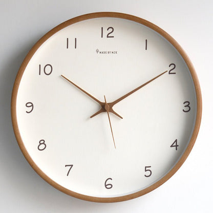 WOODHAVEN – 10 Zoll große, geräuschlose analoge Wanduhr aus Massivholz 5