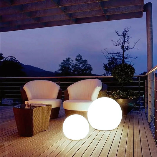 GLOWGLOBE - Waterproof LED ball lamp with colour change for indoor & outdoor use