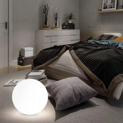 GLOWGLOBE - Waterproof LED ball lamp with colour change for indoor & outdoor use