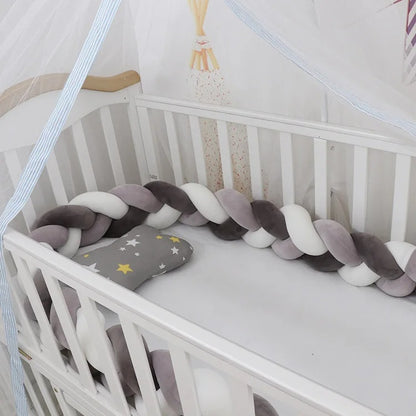 SnuggleNest - Woven baby pillow for safe and restful sleep