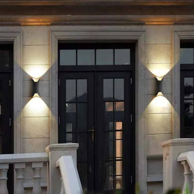 Orr Curved Outdoor LED Light - Weatherproof wall light with IP65 protection